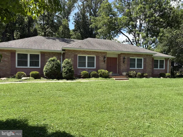 7368 Pembrooke Ct, Warrenton, VA 20187