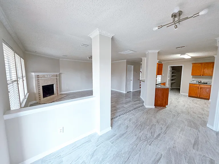 8309 Toler Trl — Photo 7