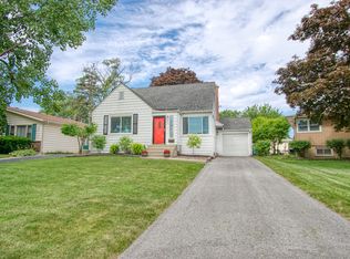 630 N Princeton Ave, Villa Park, IL 60181