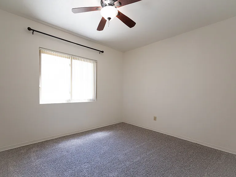 1560 N John Adams St — Photo 8