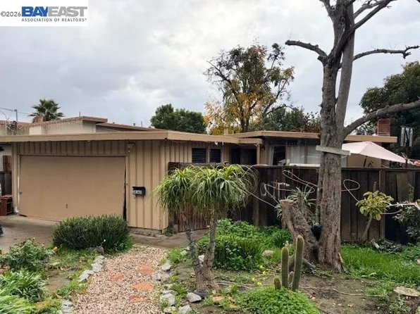 38343 Canyon Heights Dr, Fremont, CA 94536