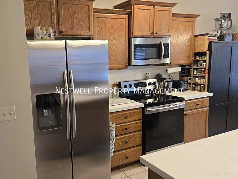 7171 S 420 E — Photo 4