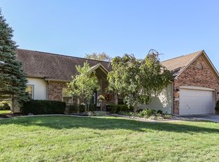 771 Burr Oak Dr, Greenwood, IN 46143