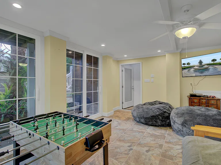 7 Yacht Harbor Ct — Photo 32