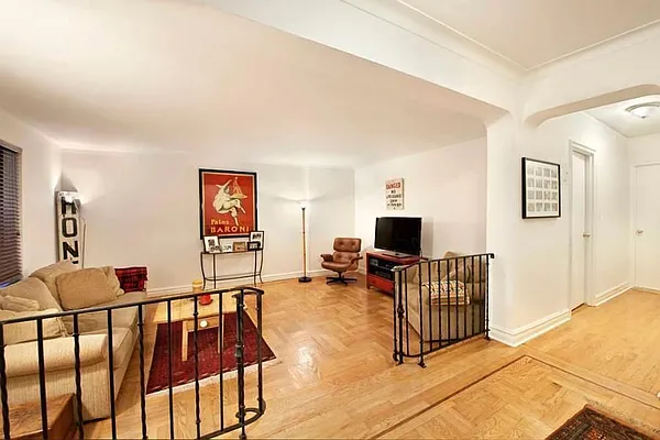 Sold by Masonic Realty | media 3