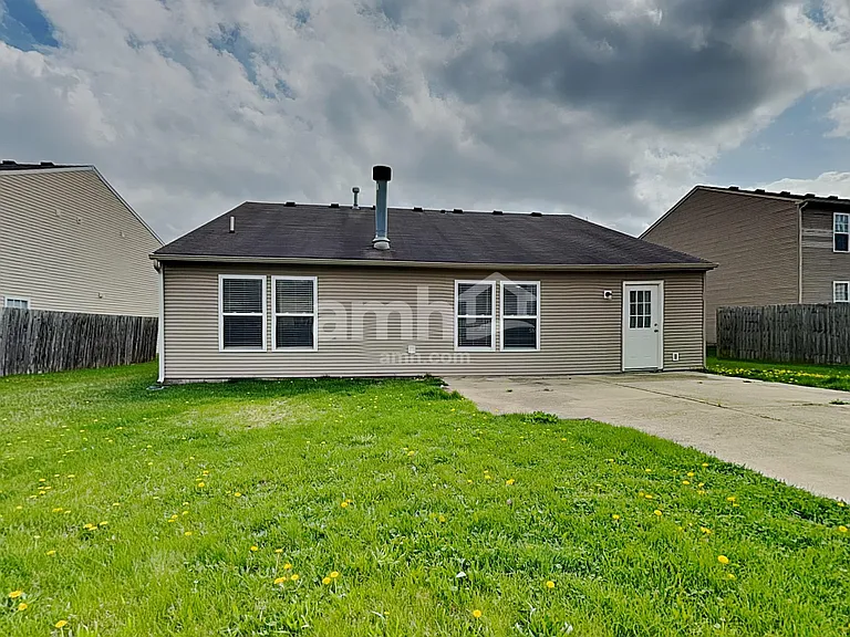 5624 Grassy Bank Dr — Photo 17