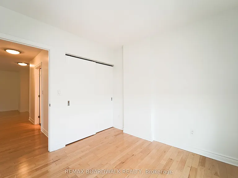 401 Golden Ave #1005 — Photo 18