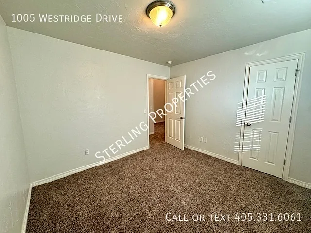 1005 Westridge Dr — Photo 21