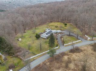 584 Horsepound Rd, Carmel, NY 10512