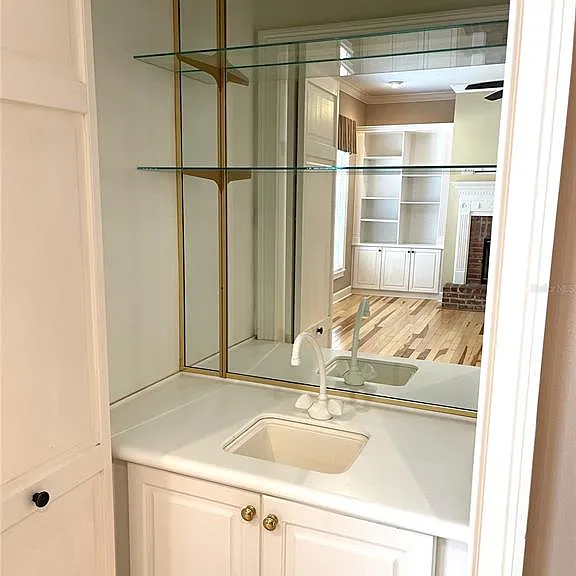 6604 Crescent Lake Dr — Photo 32