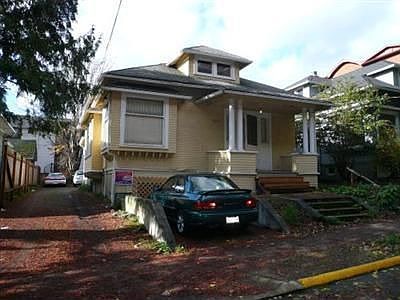 2nd image of 4217 9th Ave NE