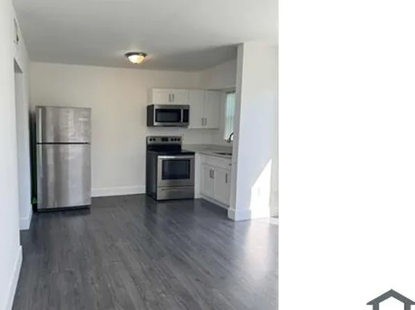 2150 NW 24th St #5, Miami, FL 33142