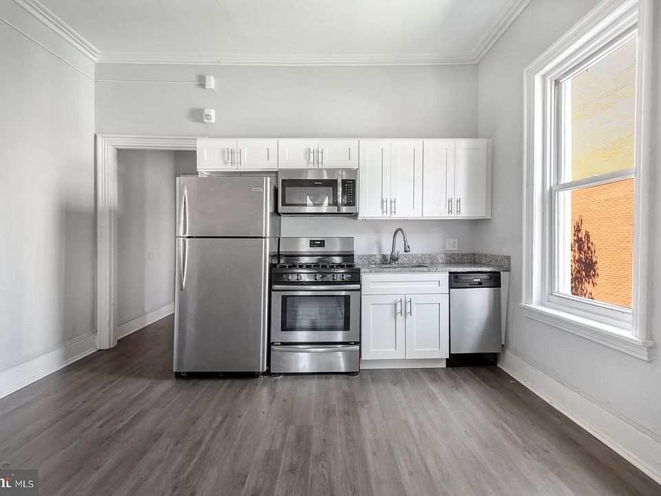 1st image of 1735 W Oxford St #2R
