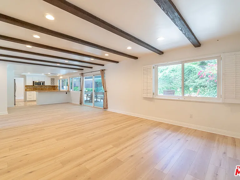 4220 Towhee Dr — Photo 4