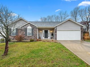 991 Reddington Oaks Ct, Saint Charles, MO