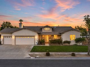 729 Smith Rd, Hemet, CA 92544
