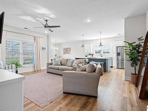 4th image of 209 Elegance Way