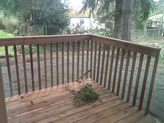 2nd image of 835 Smalley Ln