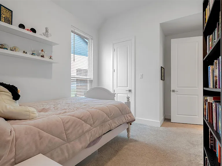 610 Lavender Dr — Photo 18