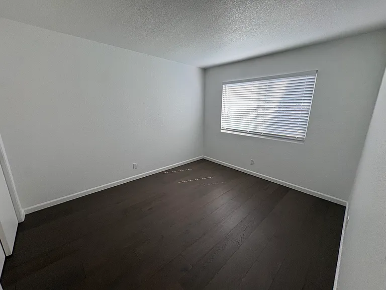 3483 Laird St — Photo 45