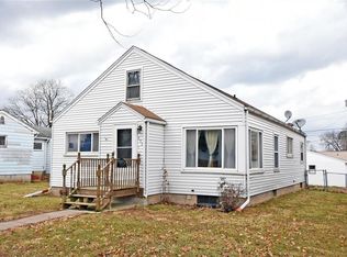 652 22nd Ave SW, Cedar Rapids, IA 52404