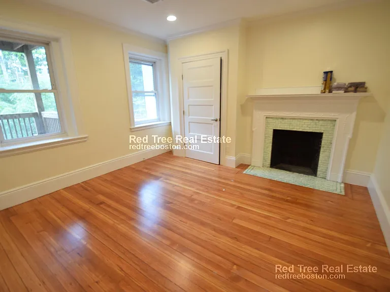 1616 Beacon St #5B — Photo 9