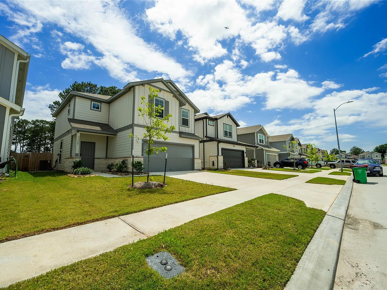 4 bed, 2.5 bath, 1628 sqft, $2,250 — Photo 4