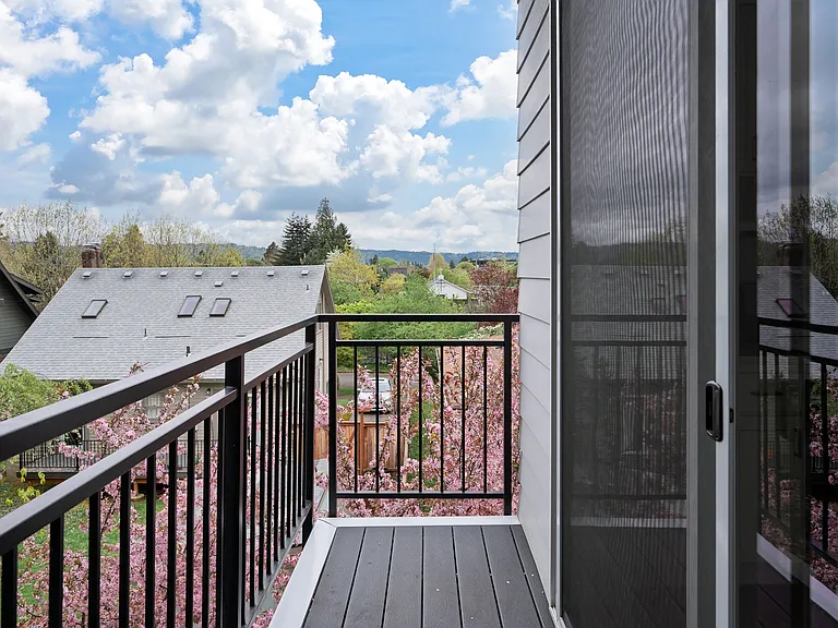 Ainsworth Townhomes