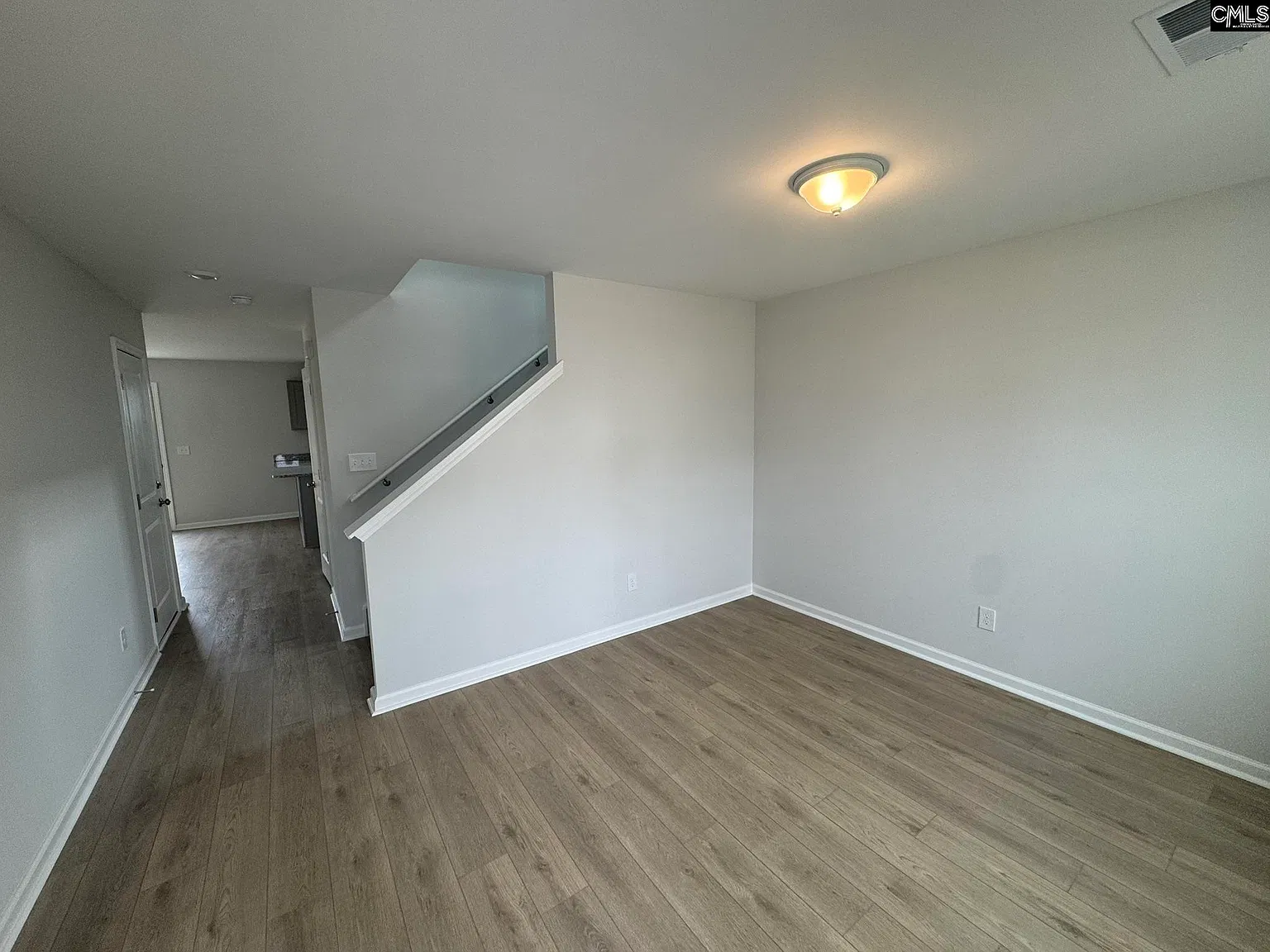 3 bed, 1786 sqft, $2,115 — Photo 2
