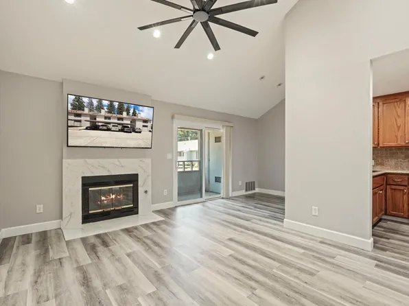 625 N Church St APT 4, Lodi, CA 95240