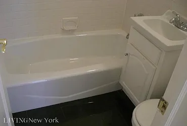 Rented by Living New York