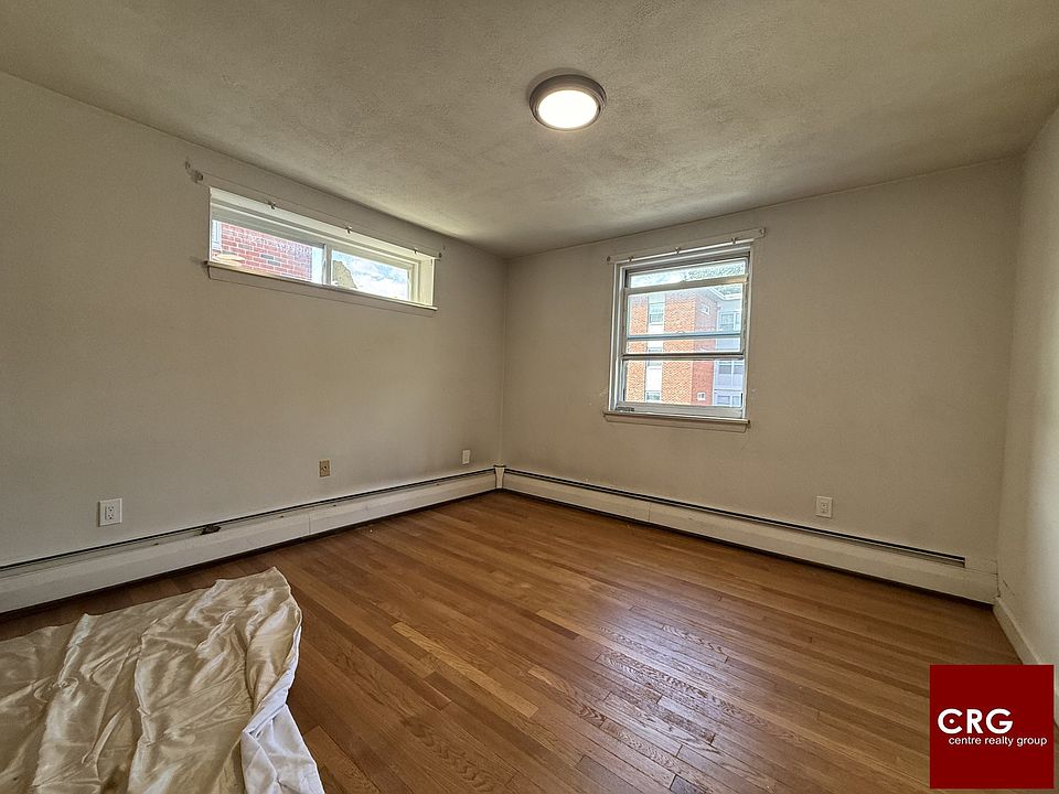 1st image of 11 Commonwealth Ct APT 10