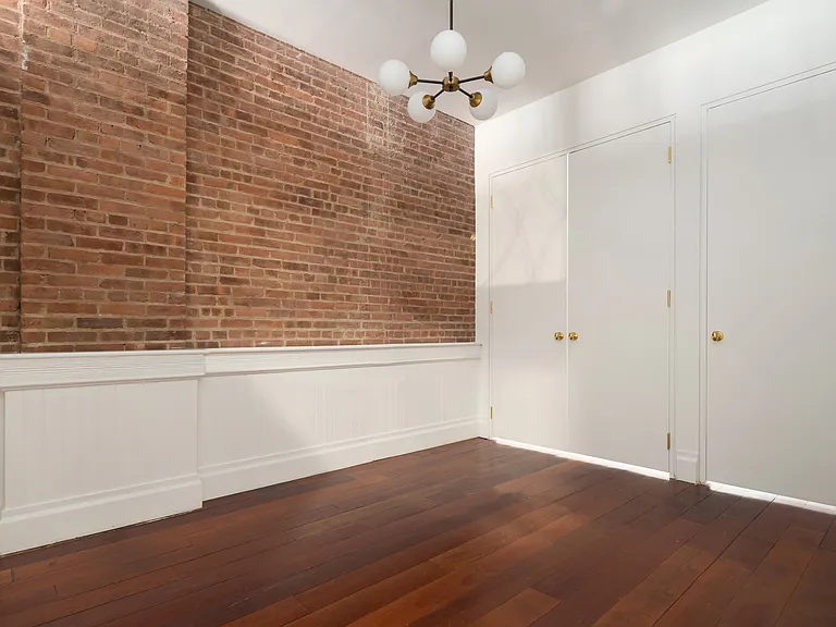 27 Howard St #3R — Photo 17