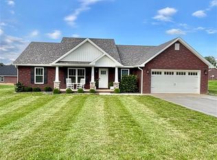 38 Highview Dr, Campbellsville, KY 42718