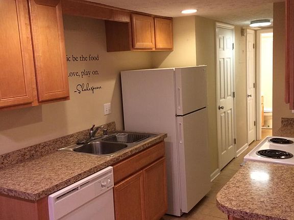 5th image of 828 Malabu Dr APT 112