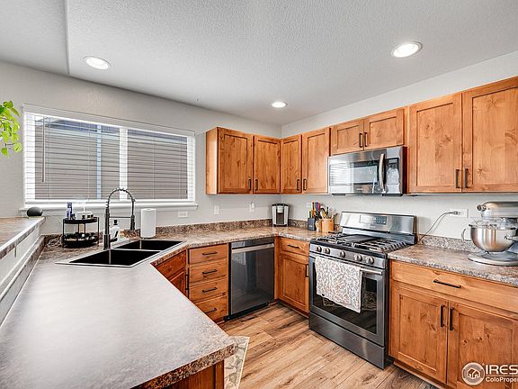 5th image of 734 Valleybrook Dr