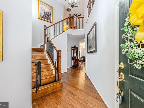 5th image of 13728 Fieldstone Way