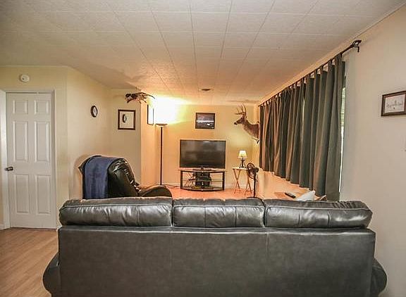 5th image of 3938 Beach Dr