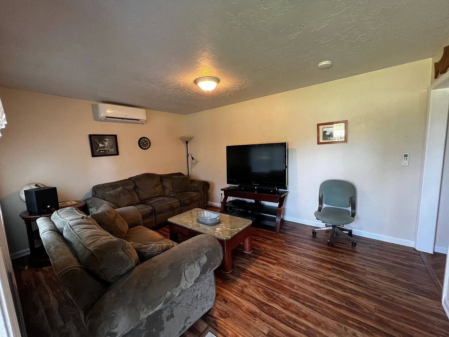 2 bed, 600 sqft, $1,600 — Photo 2