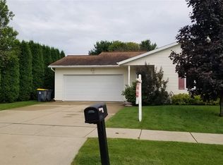320 N 13th Ave, Monroe, WI 53566