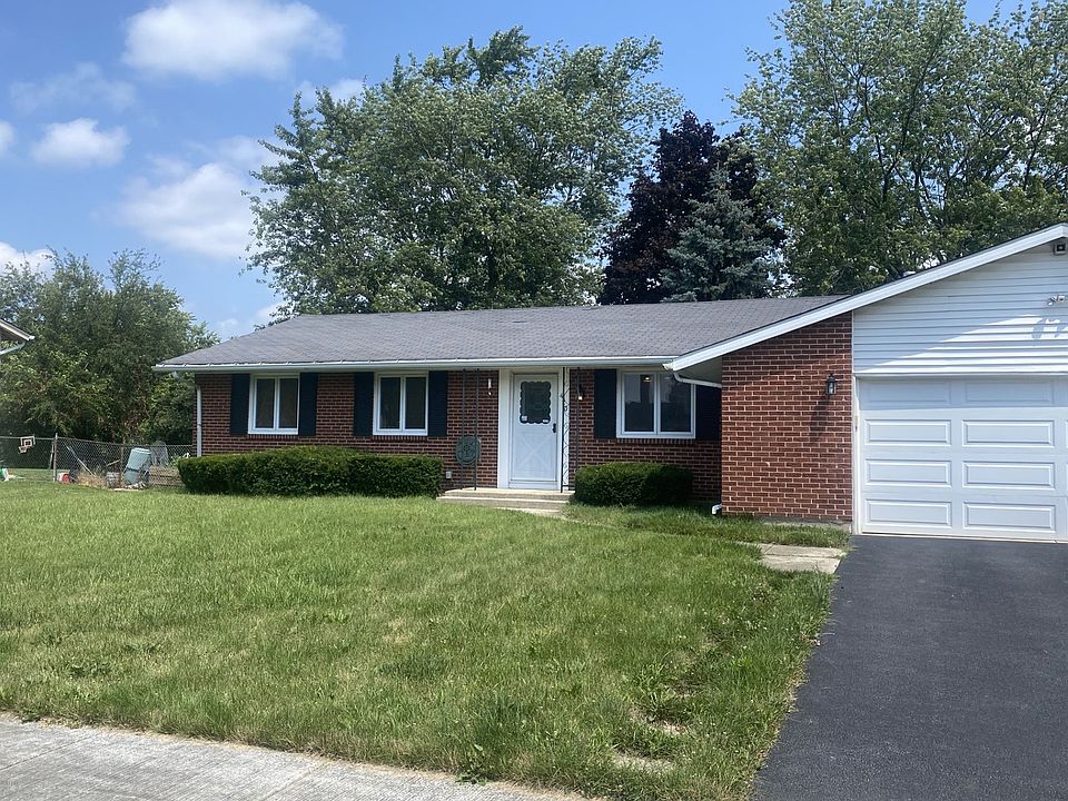 1st image of 420 Charlestown Dr