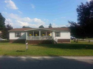 94 Pye Ln, Wappingers Falls, NY 12590