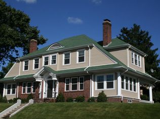 672 East Ave, Pawtucket, RI 02860