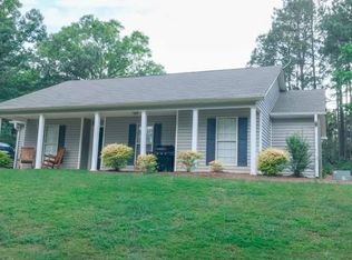 2004 Calhoun Rd, Hamilton, GA 31811