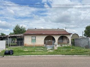 2003 Santa Cleotilde Ave, Laredo, TX 78040