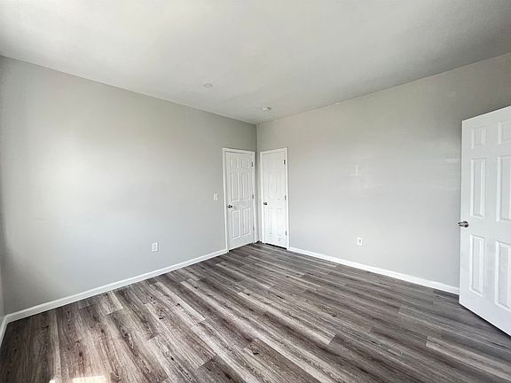 2nd image of 3139 Kennedy Blvd