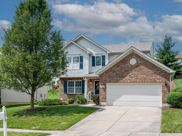 4828 Kleeman Green Dr, Cincinnati, OH 45211