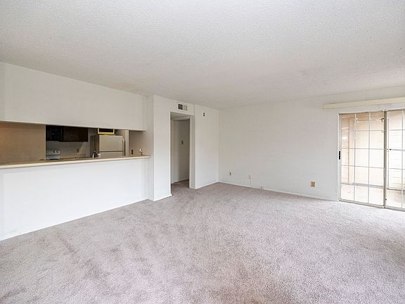 5th image of 12480 Abrams Rd APT 407