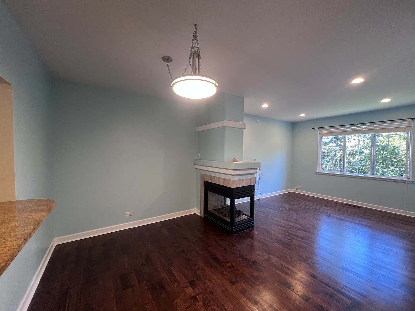 2 bed, 2.5 bath, 1804 sqft, $2,600 — Photo 3