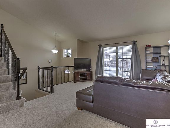 4th image of 5908 S 187th Avenue Cir